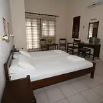 Fokion Studios Aparthotel