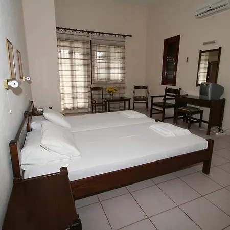 Fokion 아파트호텔